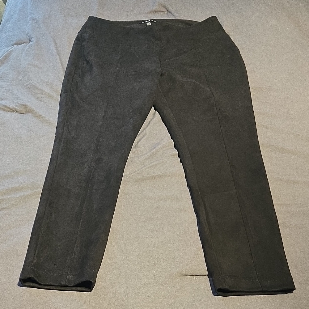 Andrew Marc Black Straight Leg Women's Pants